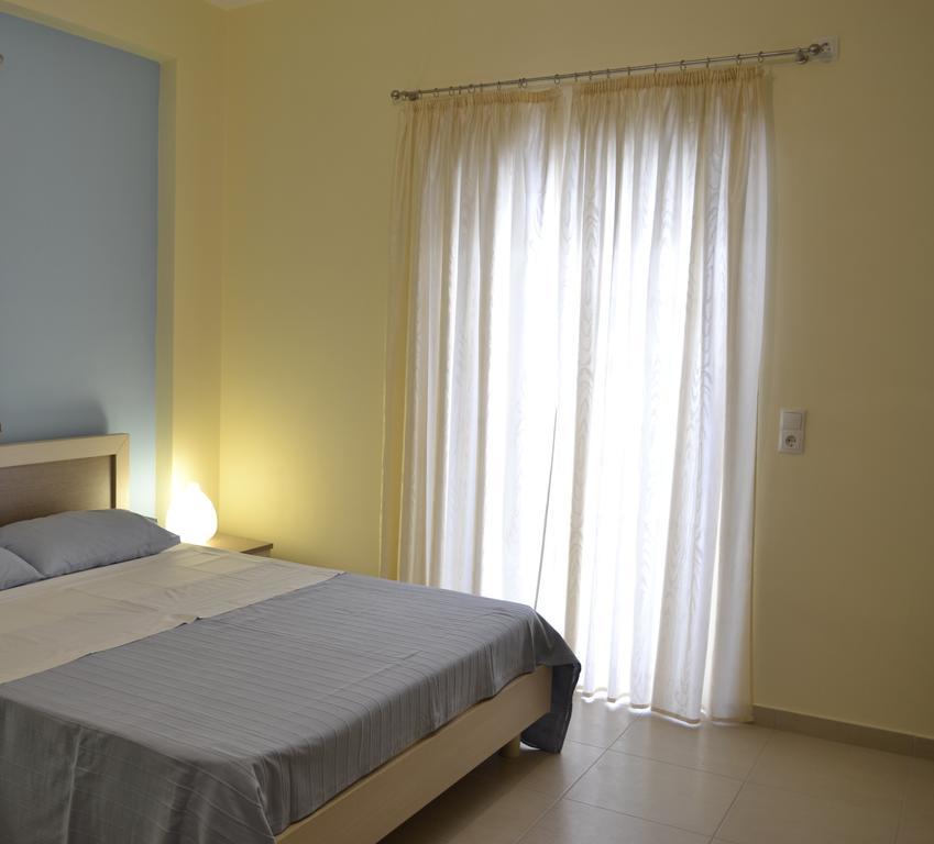 Riviera Rooms Himarë Chambre photo