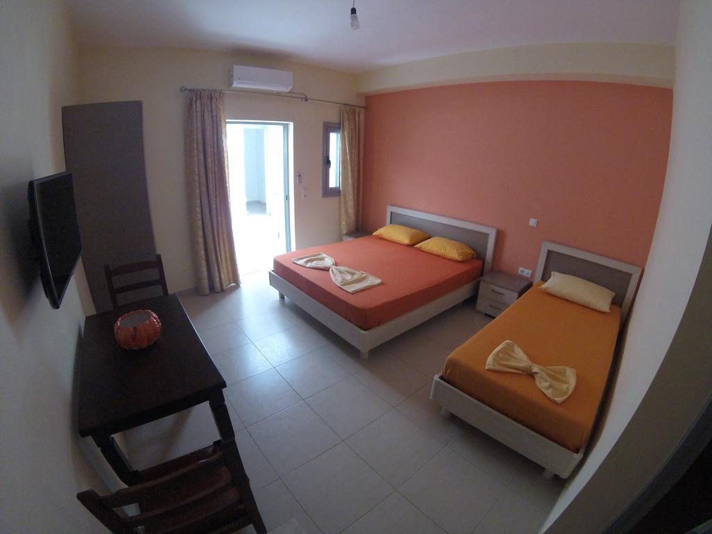 Riviera Rooms Himarë Extérieur photo