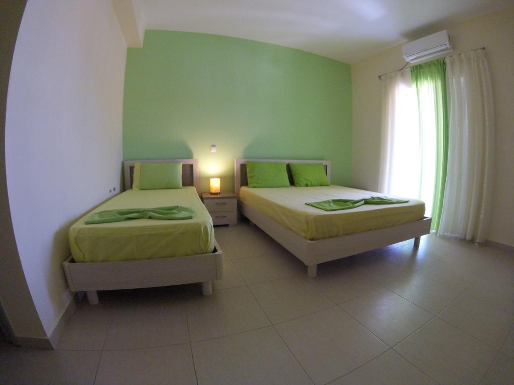 Riviera Rooms Himarë Extérieur photo