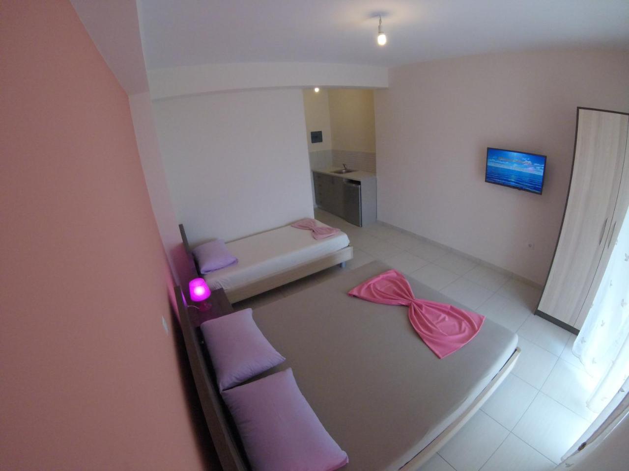 Riviera Rooms Himarë Extérieur photo